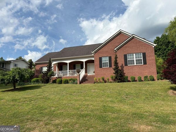 805 Thomas Avenue, Chickamauga, GA 30707