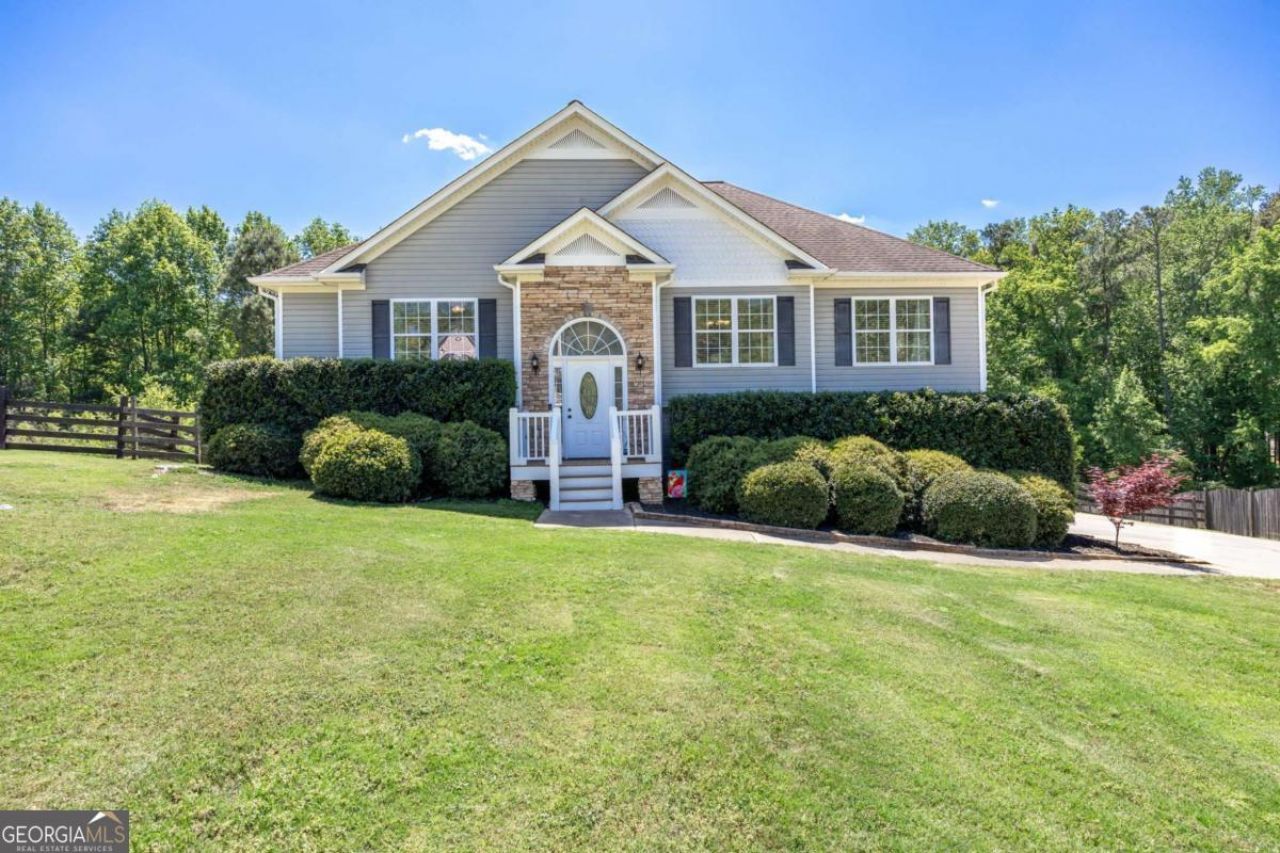 227 Dunleith Drive, Dallas, GA 30132 Main Photo