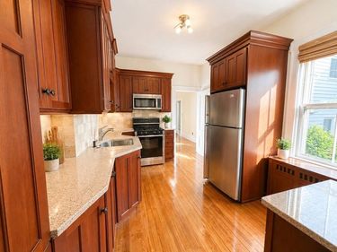 14 Sackville Street, Unit 2, Boston, MA 02129