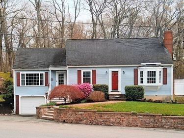 13 Meadowview Road, Foxboro, MA 02035