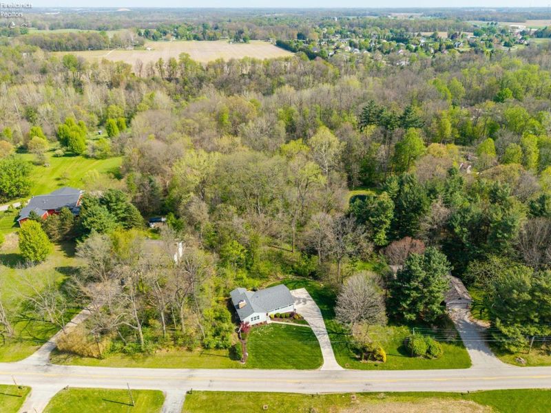 2003 Seminary Road, Milan, OH 44846 Photo 5