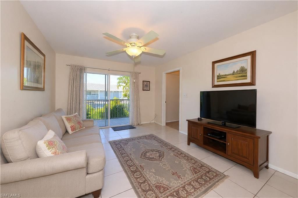 8101 Country Rd, Unit 203, Fort Myers, FL 33919 Photo