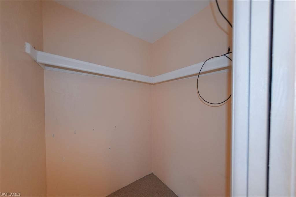 8101 Country Rd, Unit 203, Fort Myers, FL 33919 Photo