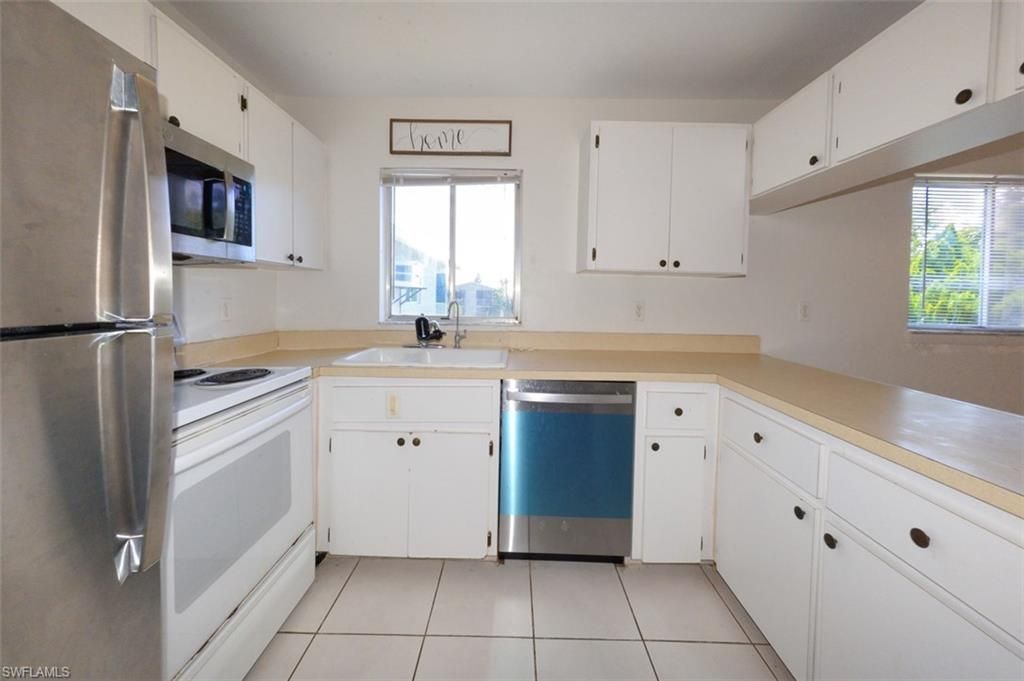 8101 Country Rd, Unit 203, Fort Myers, FL 33919 Photo