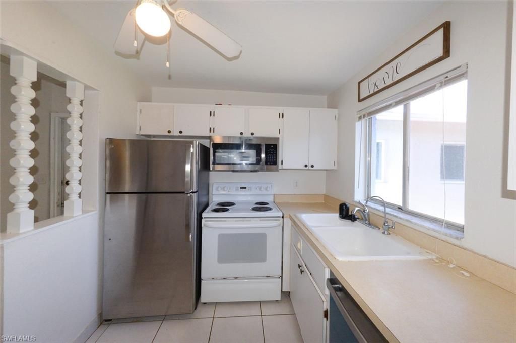 8101 Country Rd, Unit 203, Fort Myers, FL 33919 Photo