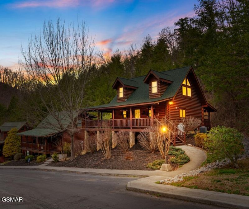 3147 Smoky Ridge Way, Sevierville, TN 37862 Main Photo