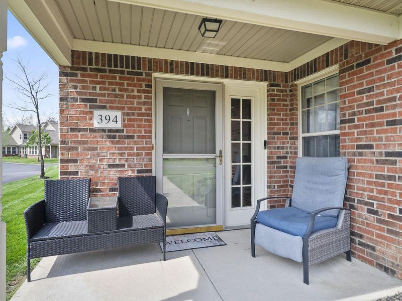 394 Charlescarn Drive, Powell, OH 43065 Photo 5