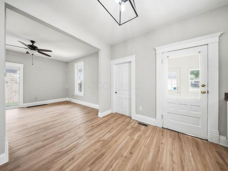 351 W William Street, Delaware, OH 43015 Photo 14