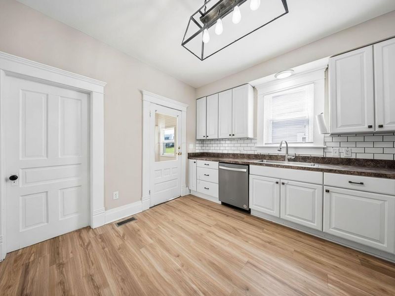 351 W William Street, Delaware, OH 43015 Photo 15