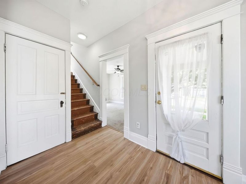 351 W William Street, Delaware, OH 43015 Photo 8