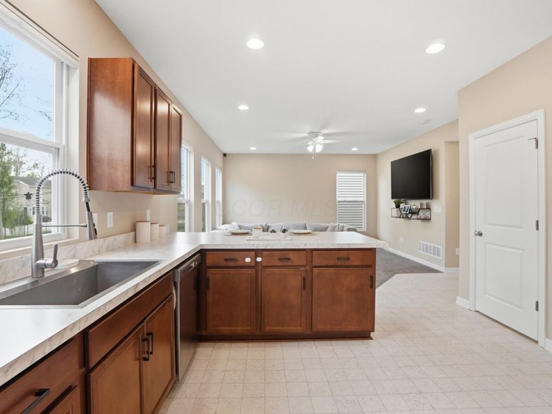 6173 Jadwinn Drive, Westerville, OH 43081 Photo 22