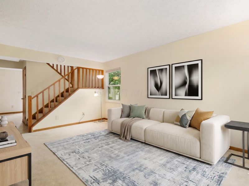 8041 Lakeloop Drive, Westerville, OH 43081 Photo 2