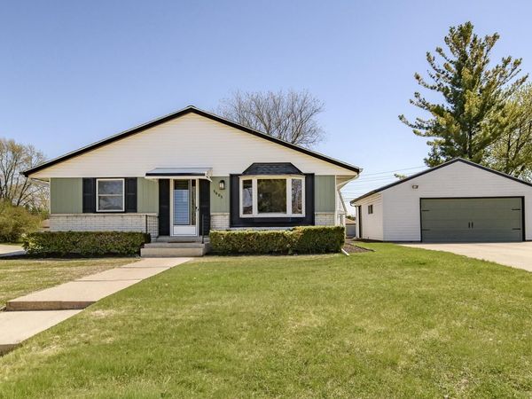 5605 W Bottsford AVENUE, Milwaukee, WI 53220