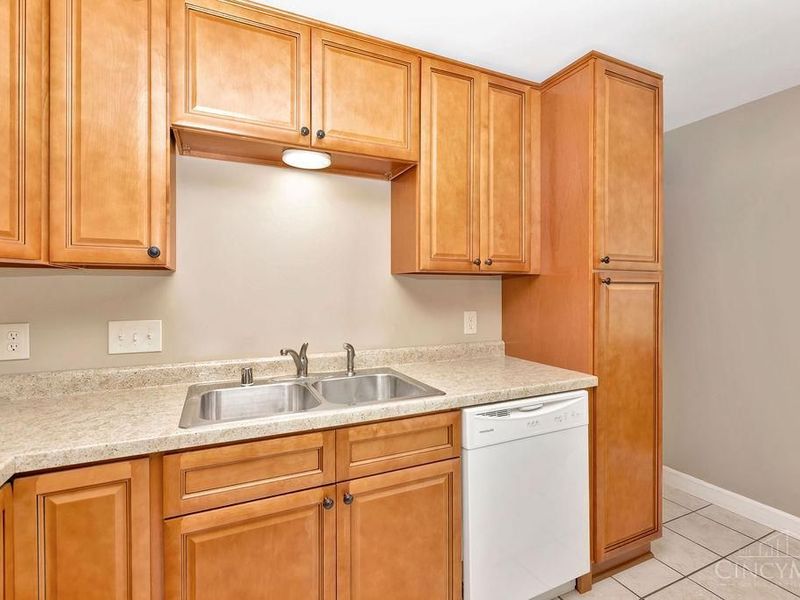 5469 Cleander Drive, Delhi Twp, OH 45238 Photo 22