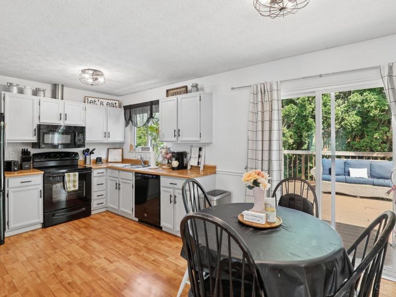 1270 Deblin Drive, Miami Twp, OH 45150 Photo 5