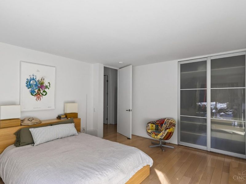 8425 Kugler Mill Road, Indian Hill, OH 45243 Photo 24