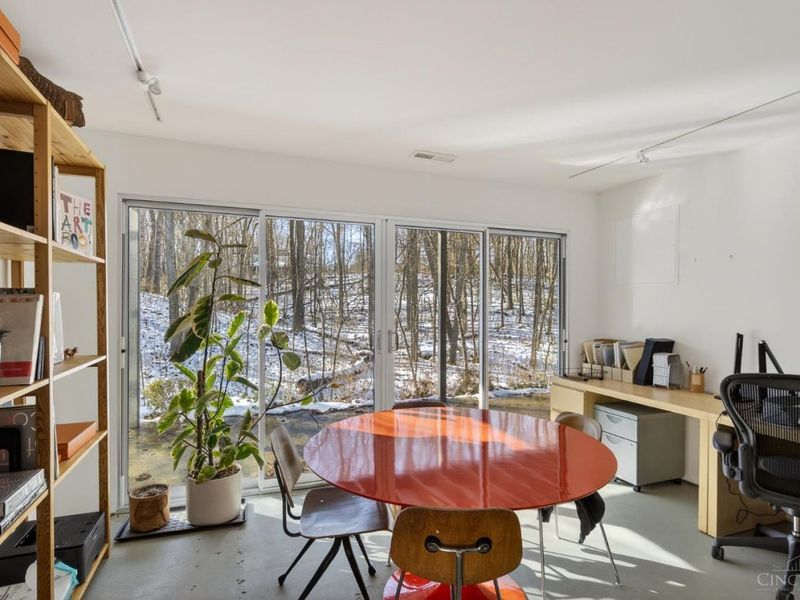 8425 Kugler Mill Road, Indian Hill, OH 45243 Photo 30