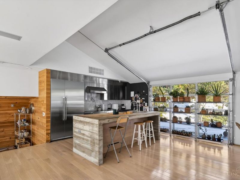 8425 Kugler Mill Road, Indian Hill, OH 45243 Photo 7