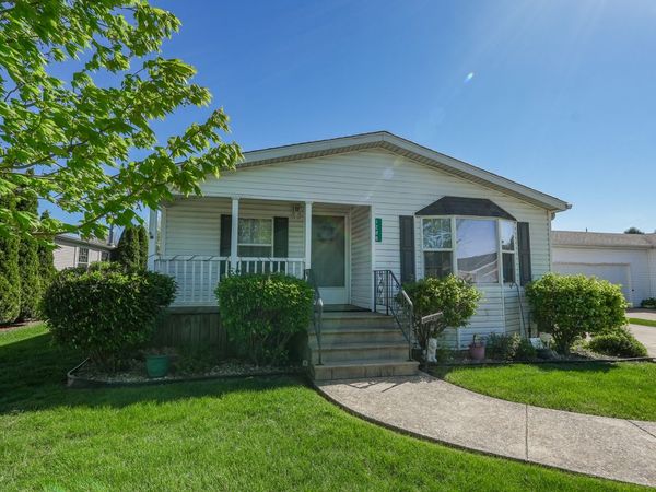 1288 Long Oak Road, Manteno, IL 60950