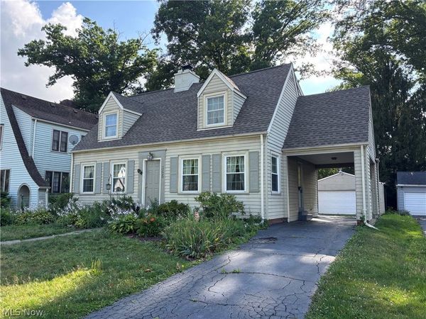 365 Genesee Avenue NE, Warren, OH 44483