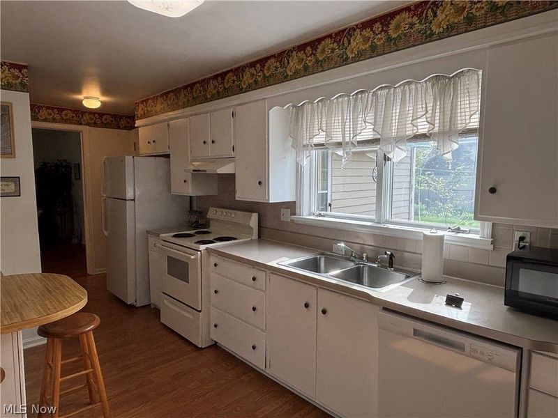 365 Genesee Avenue NE, Warren, OH 44483 Photo 16