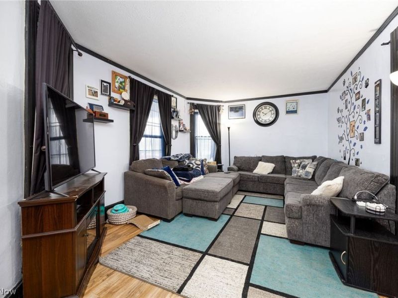 209 Gulf Road, Elyria, OH 44035 Photo 12