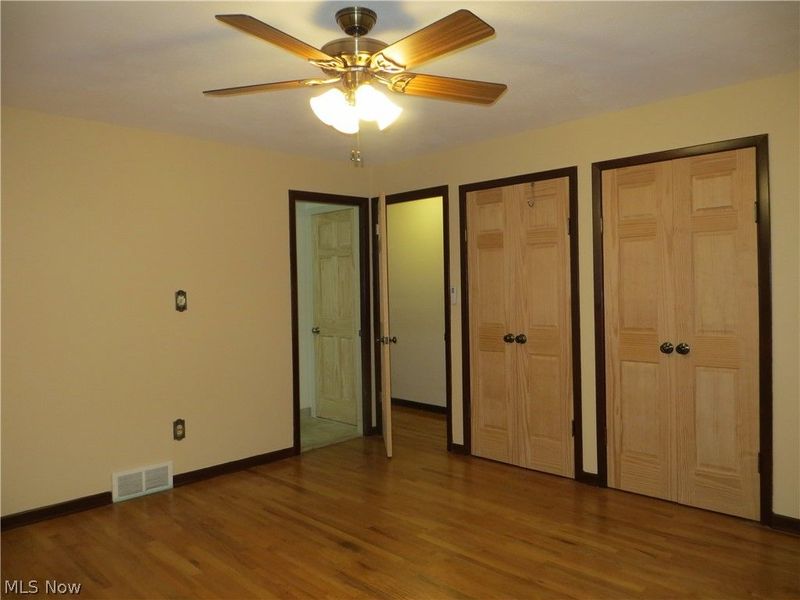 6204 Meadview Drive, Seven Hills, OH 44131 Photo 37