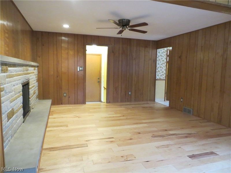 6204 Meadview Drive, Seven Hills, OH 44131 Photo 39