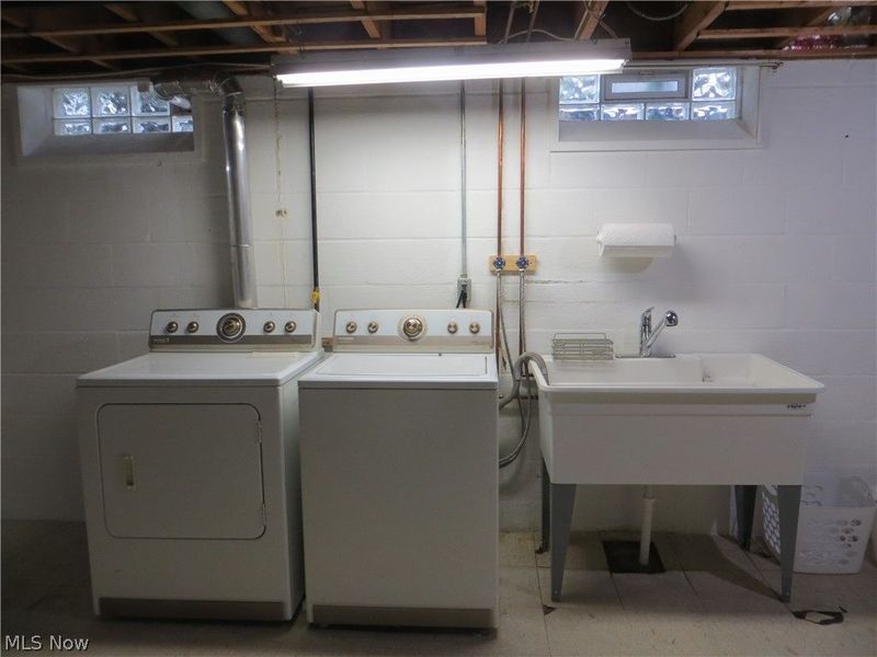 6204 Meadview Drive, Seven Hills, OH 44131 Photo 48