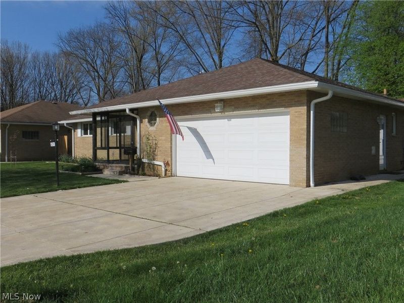 6204 Meadview Drive, Seven Hills, OH 44131 Photo 5