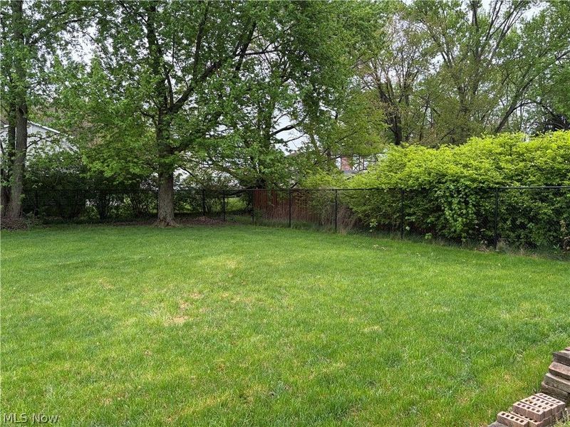 6137 Acatello Place, Poland, OH 44514 Photo 5