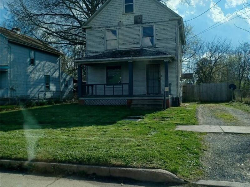 1459 West Avenue NW, Warren, OH 44483 Photo 1