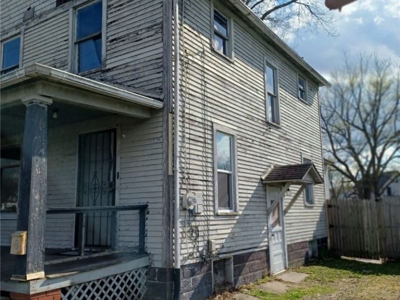 1459 West Avenue NW, Warren, OH 44483 Photo 2