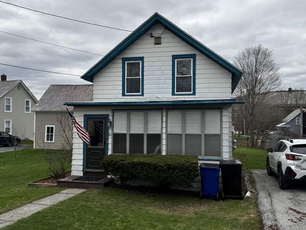 87 High Street, West Rutland, VT 05777
