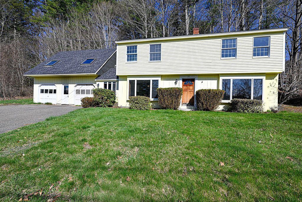 28 Ridgewood Road, Eliot, ME 03903 Main Photo