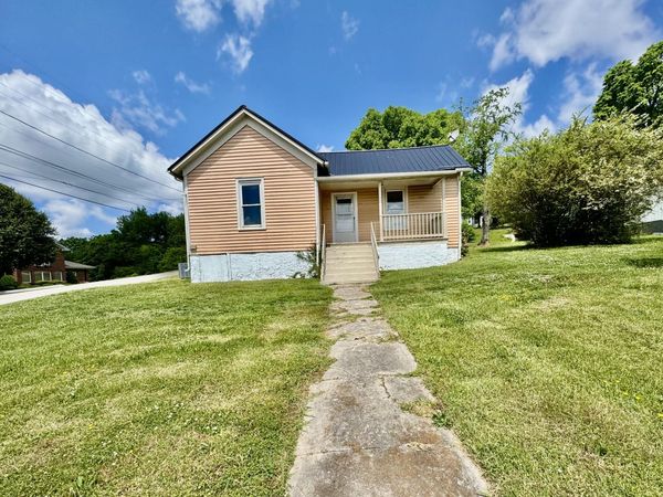 550 W 7th North Street, Morristown, TN 37814