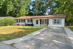 118 Froman Drive photo 4