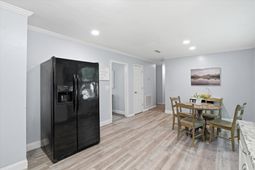 118 Froman Drive photo 4