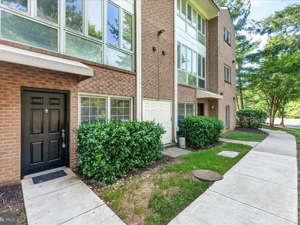 5700 BREWER HOUSE CIRCLE , Unit T3-11, ROCKVILLE, MD 20852