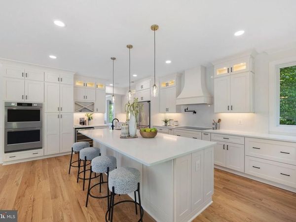 132 N EARLEY, ALEXANDRIA, VA 22304