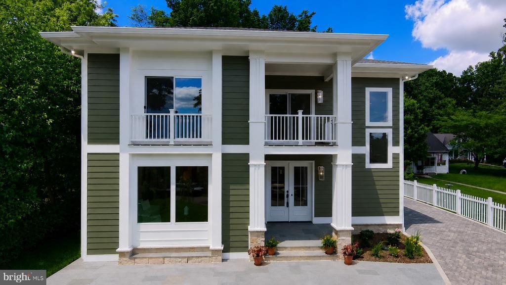 132 N EARLEY STREET, ALEXANDRIA, VA 22304