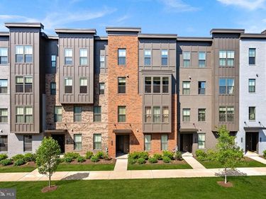 2240 WOODLAND GAP TERRACE, HERNDON, VA 20171