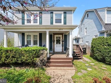 803 B WOLFE STREET , FREDERICKSBURG, VA 22401