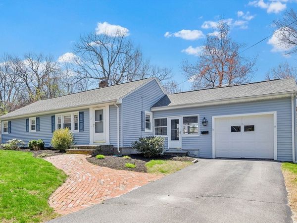 2 Crestwood Rd, Paxton, MA 01612