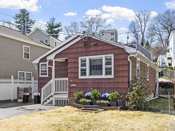 81 Princeton Ave, Waltham, MA 02451