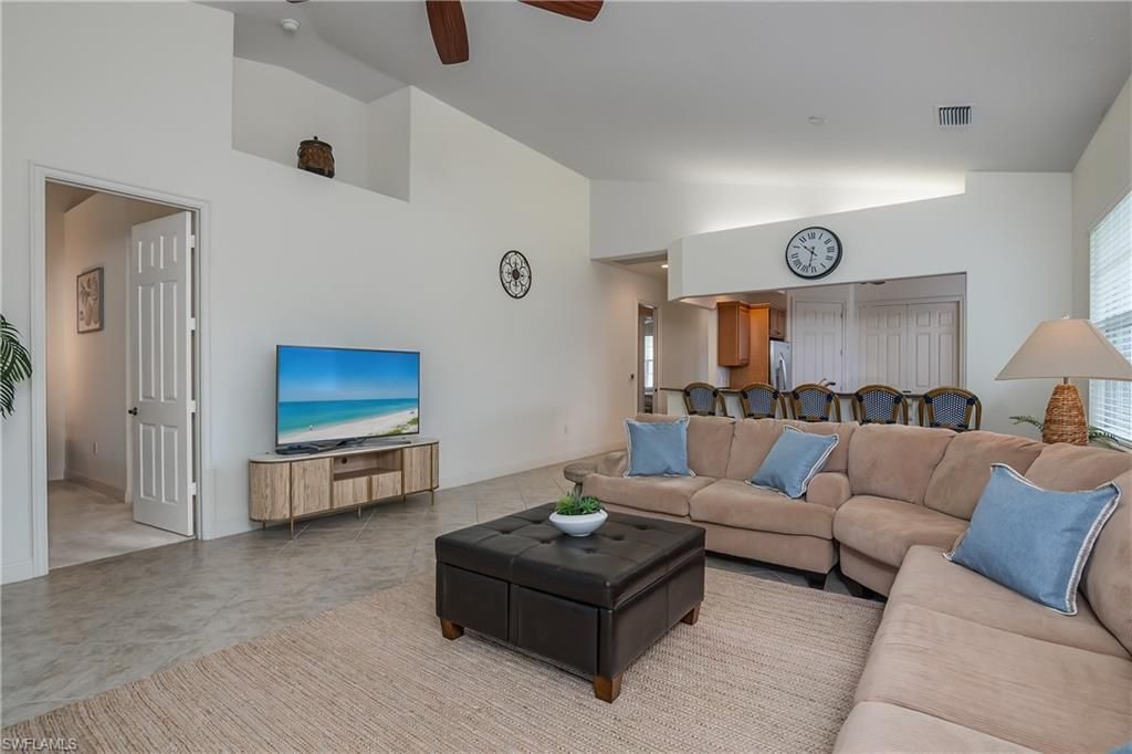 7845 Hawthorne Dr, Unit 903, Naples, FL 34113 Photo
