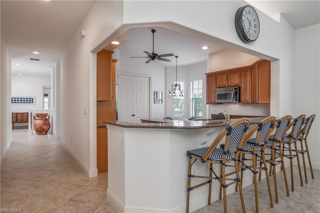 7845 Hawthorne Dr, Unit 903, Naples, FL 34113 Photo