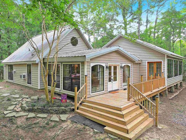 3836 Lillian Ln, Ethel, LA 70730