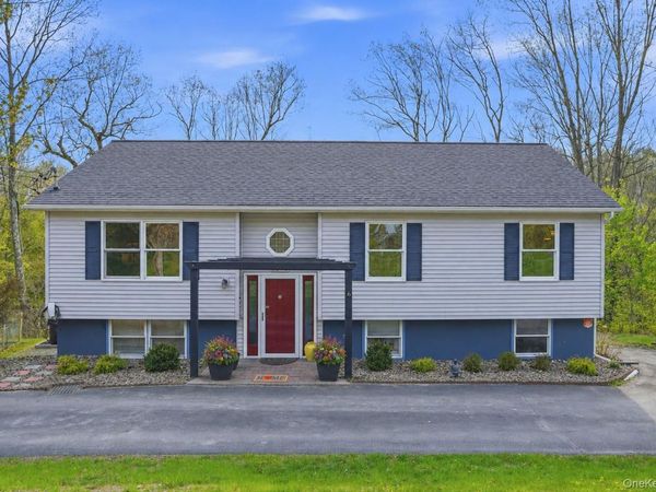 6 Taber Place, Marlboro, NY 12542