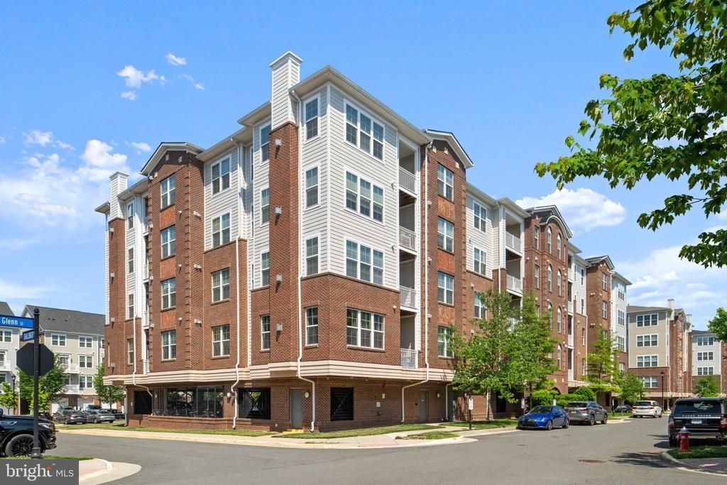 3160 John Glenn Street, Unit 501, Herndon, VA 20171 Main Photo